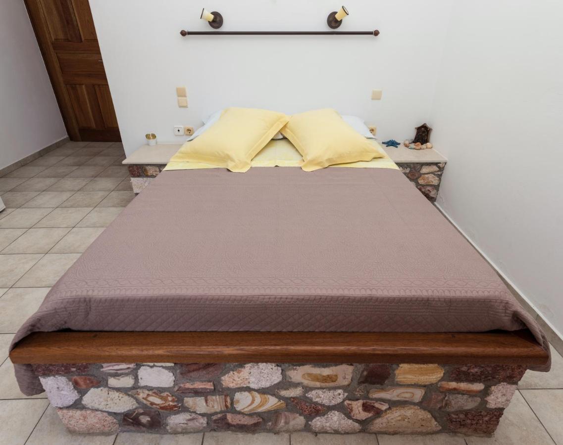 Vesleme Hotel Pachaina Bagian luar foto