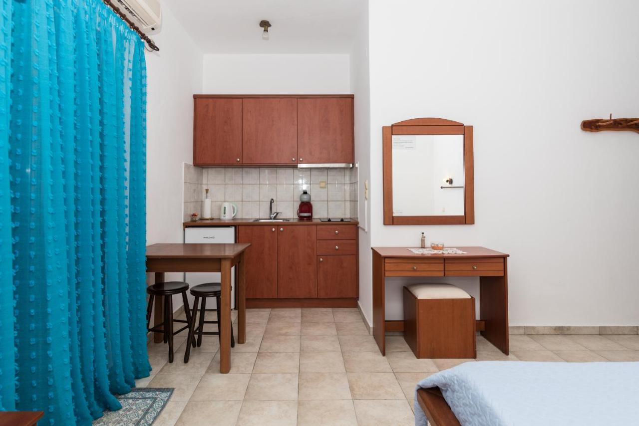 Vesleme Hotel Pachaina Bagian luar foto
